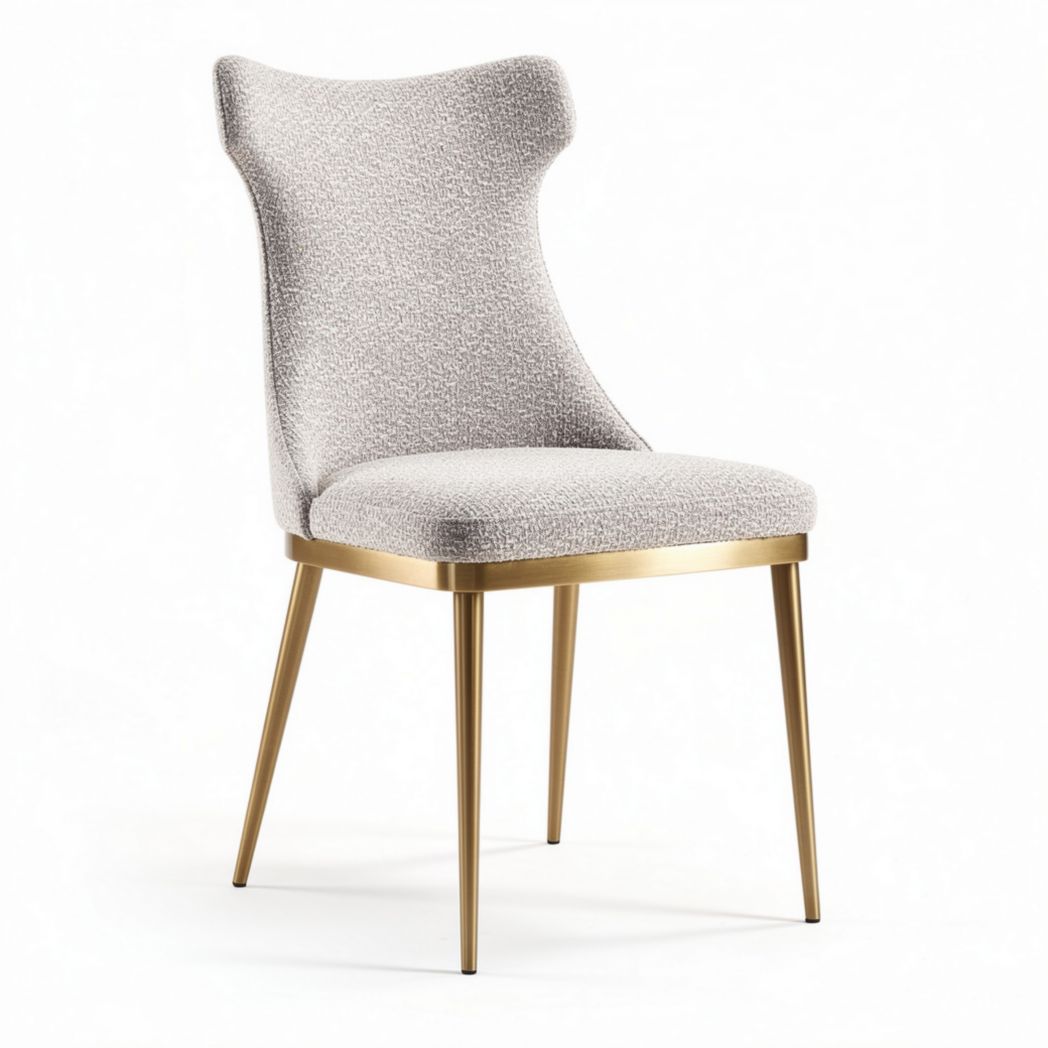 Chaise en tissu gris clair avec pieds en métal doré dimensions 40 x 40 x 90cm